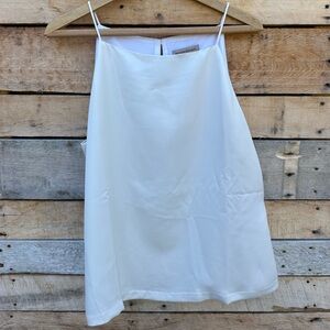 Brand new. Tag still on. Perfect shape and only selling because of sizing